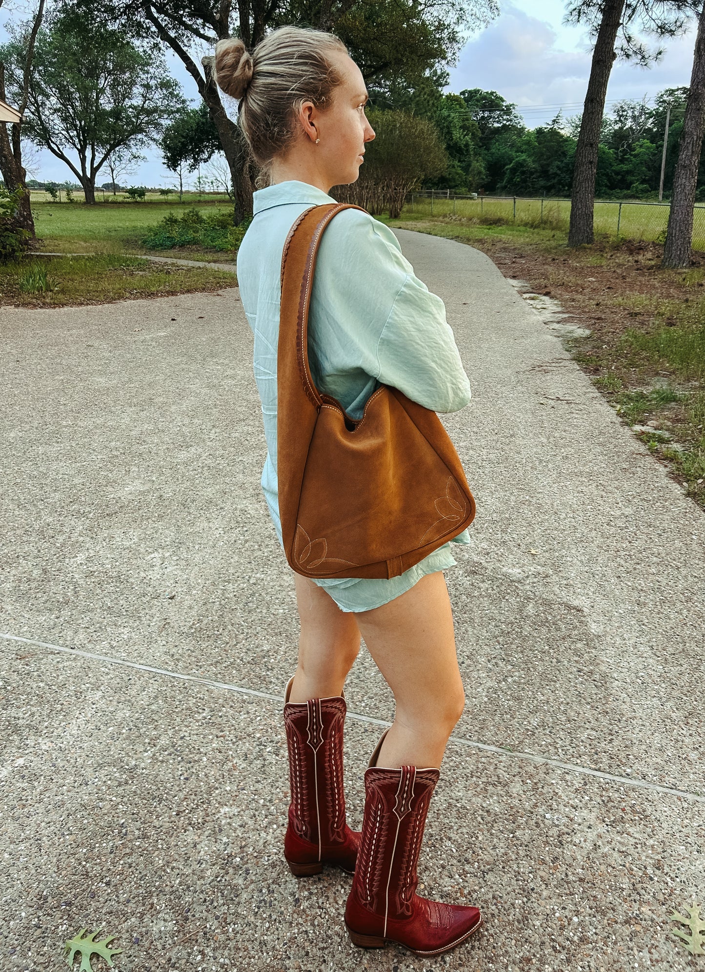 LARGE HOBO HEART POCKET AND SUEDE