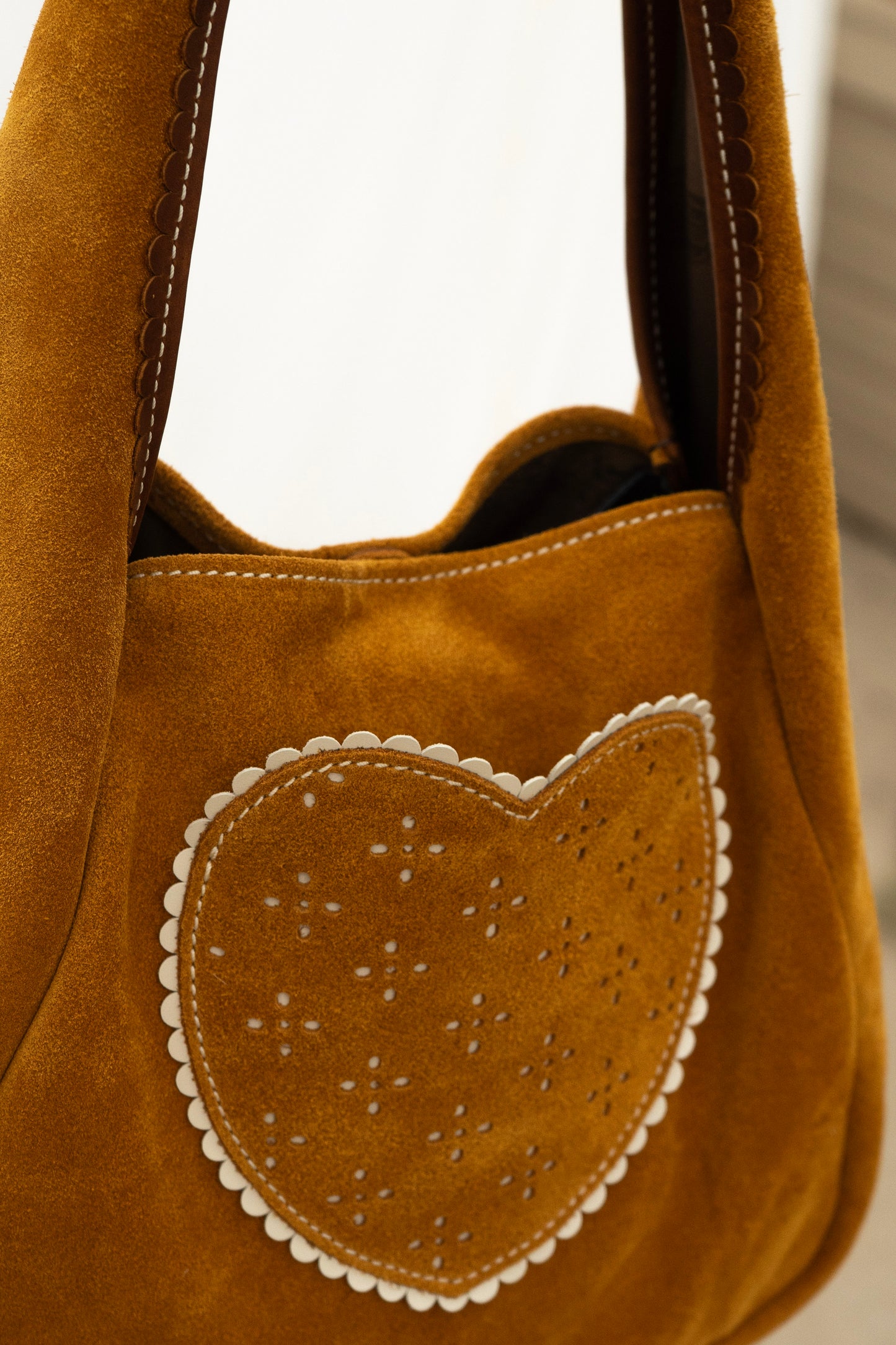 LARGE HOBO HEART POCKET AND SUEDE
