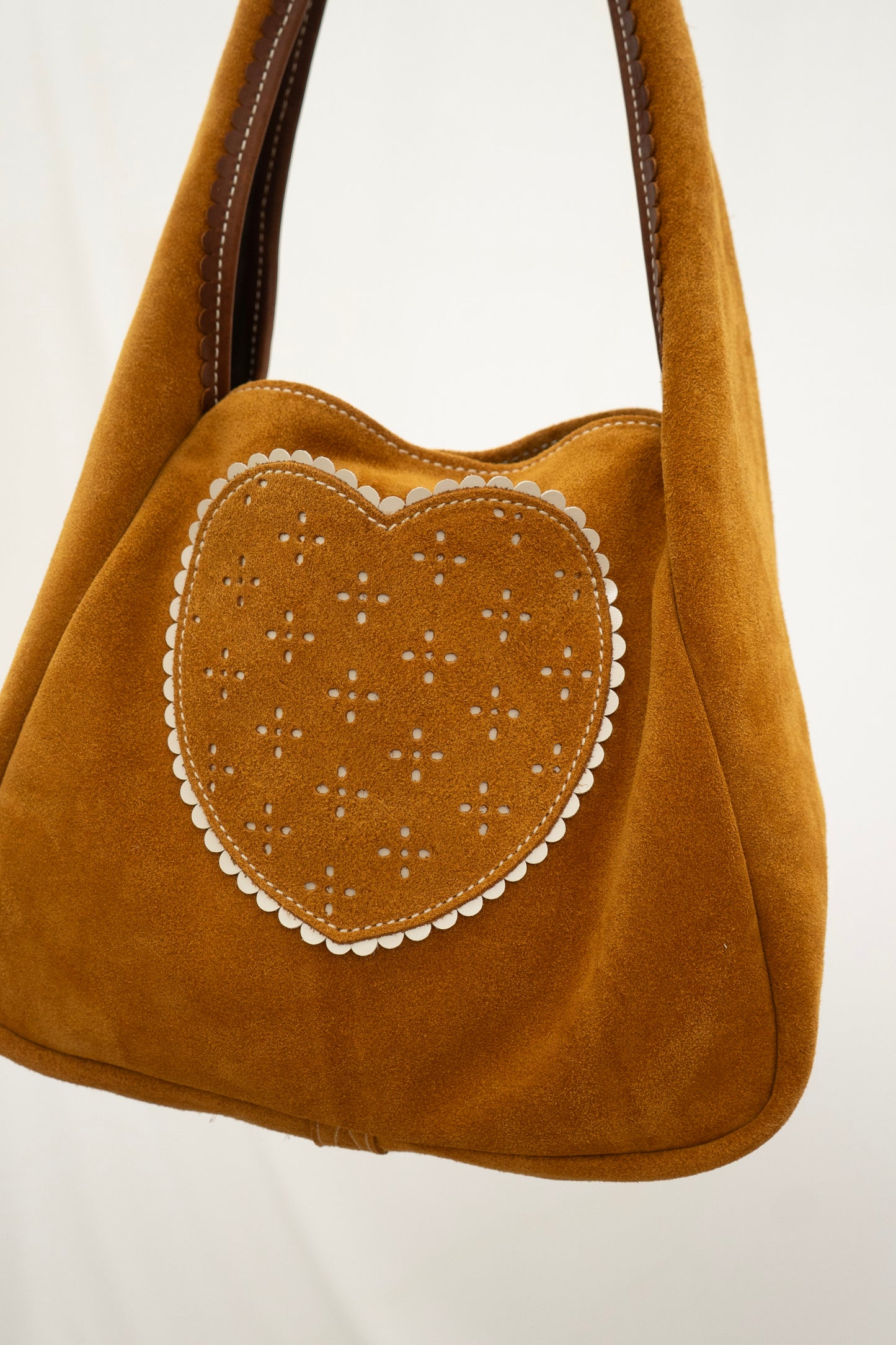 LARGE HOBO HEART POCKET AND SUEDE